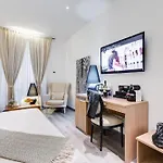 Relais Colonna Pensión 3*